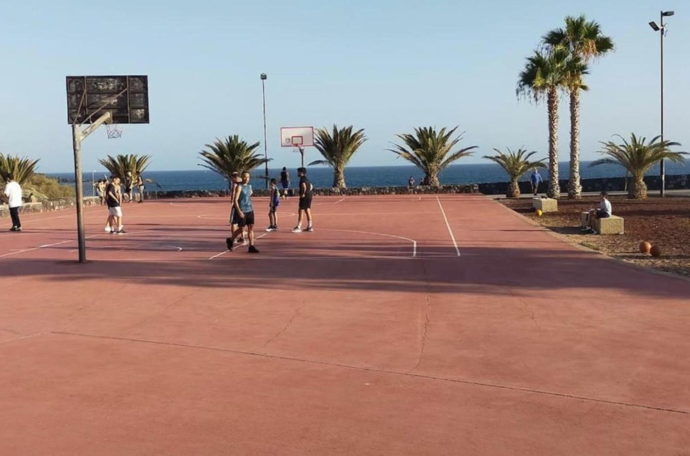 Alcala Seaside Apartment, Two Rooms, Private Parking المظهر الخارجي الصورة