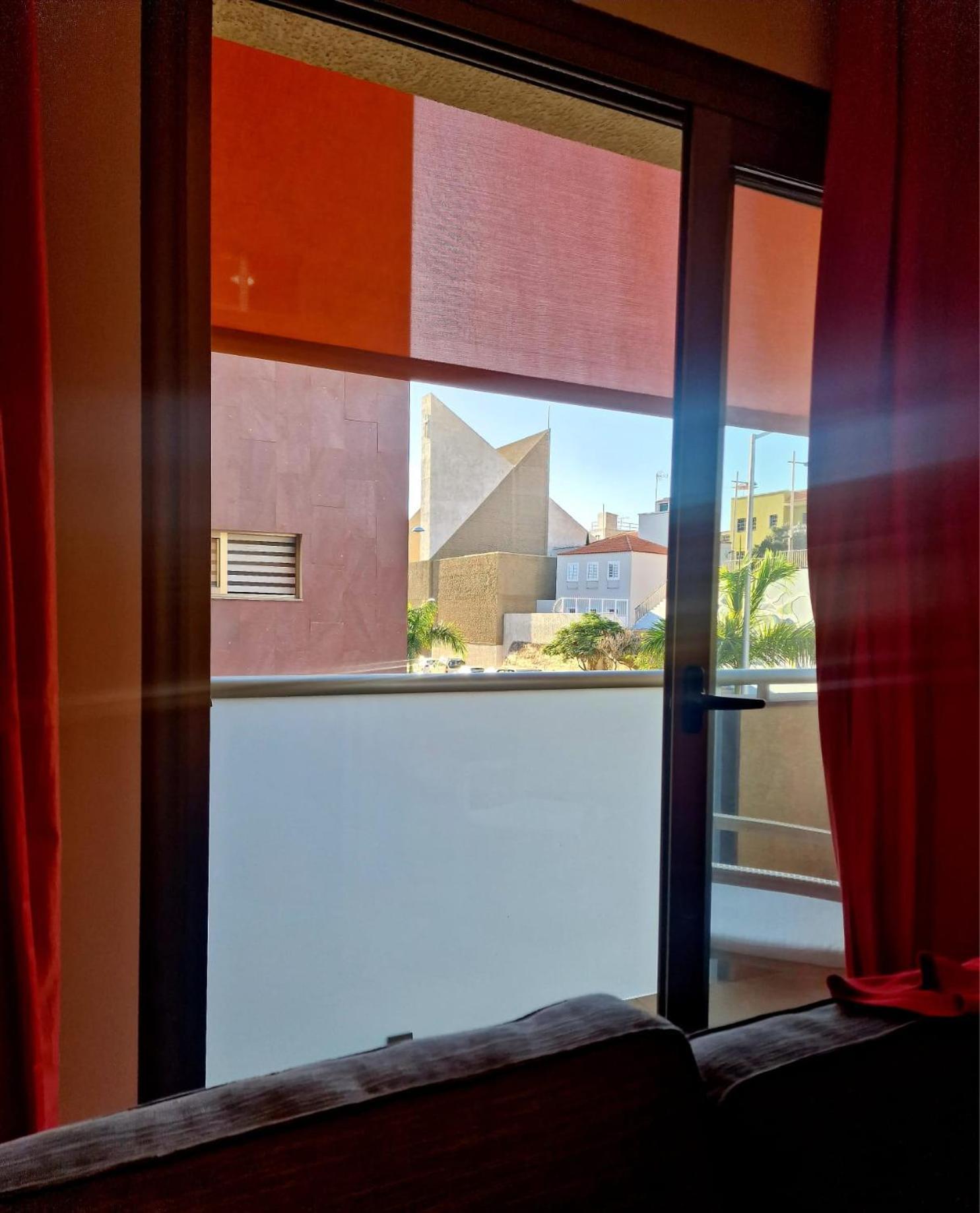 Alcala Seaside Apartment, Two Rooms, Private Parking المظهر الخارجي الصورة
